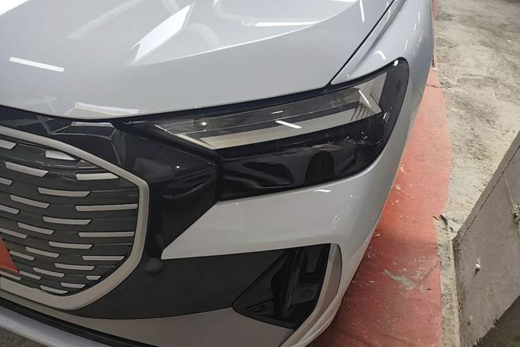 Used Audi Q4 e-tron 2024 40 e-tron Adventure Edition Left Front Headlight