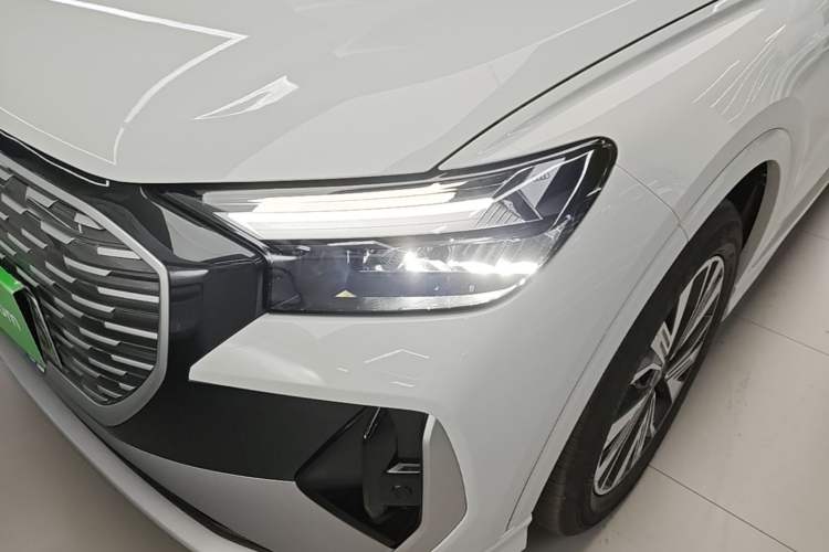 Used Audi Q4 e-tron 2024 40 e-tron Adventure Edition Left Front Headlight