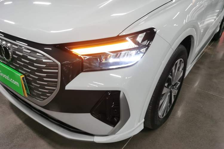 Used Audi Q4 e-tron 2024 40 e-tron Adventure Edition Left Front Headlight