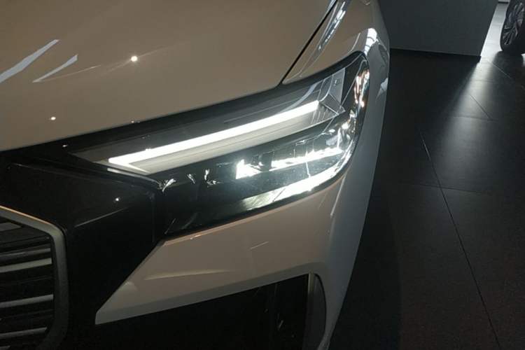 Used Audi Q4 e-tron 2024 40 e-tron Adventure Edition Left Front Headlight