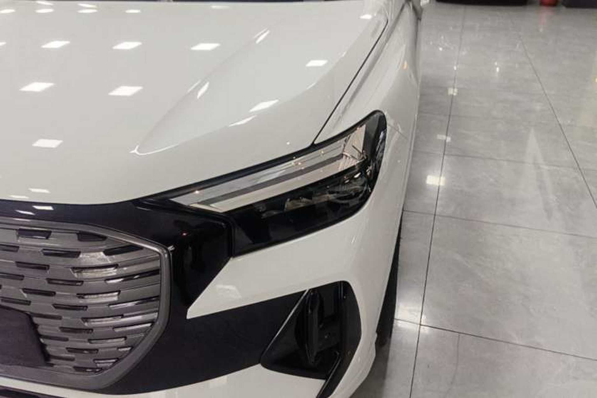 Used Audi Q4 e-tron 2024 50 e-tron quattro Creation Edition Midnight Left Front Headlight