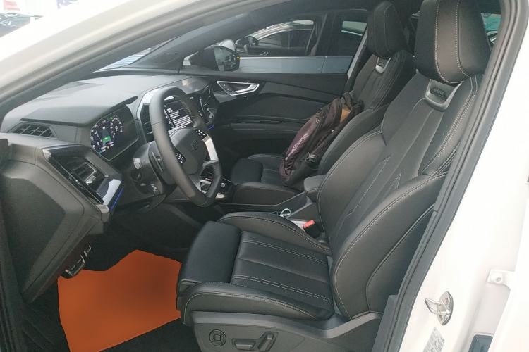 Used Audi Q4 e-tron 2024 50 e-tron quattro Creation Edition Midnight Left Front Seat