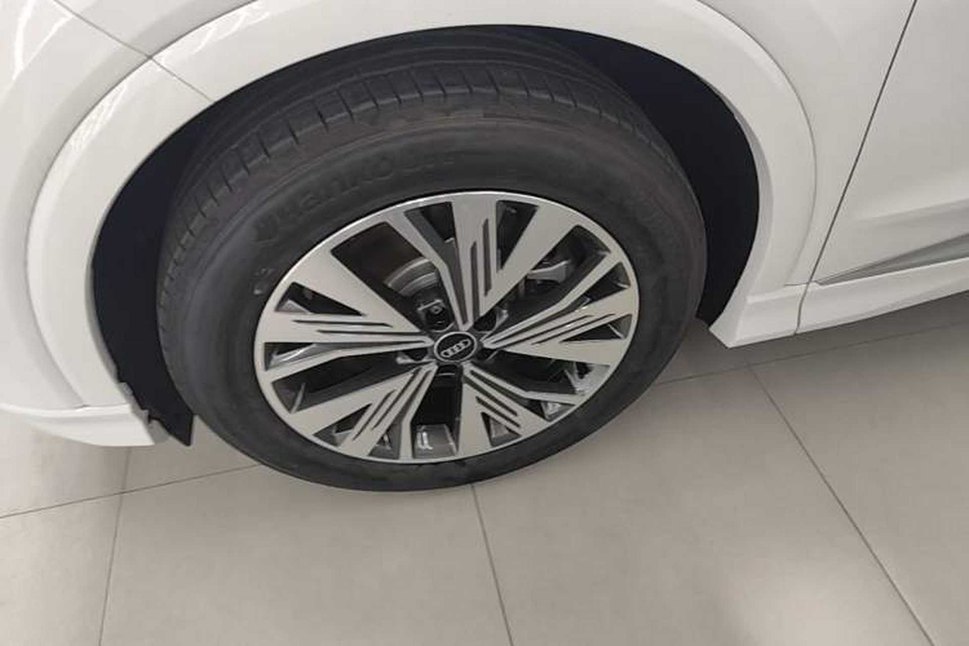 Used Audi Q4 e-tron 2024 40 e-tron Adventure Edition Left Front Wheel Hub