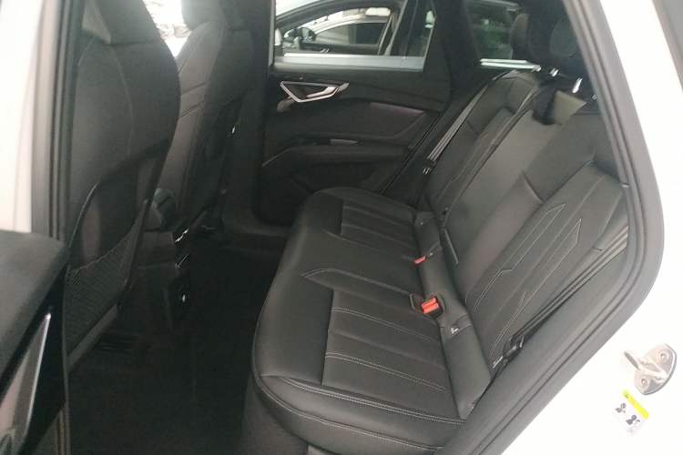 Used Audi Q4 e-tron 2024 50 e-tron quattro Creation Edition Midnight Left Rear Seat