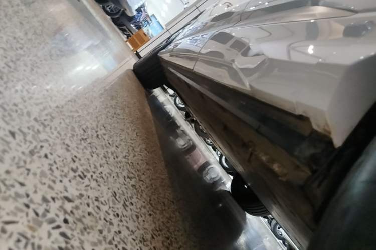Used Audi Q4 e-tron 2024 40 e-tron Adventure Edition Left Side Sill
