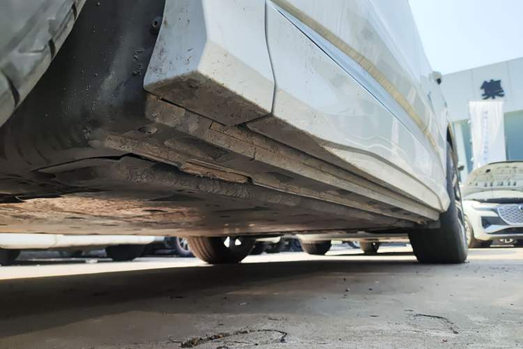 Used Audi Q4 e-tron 2024 40 e-tron Boundary Edition Left Side Sill