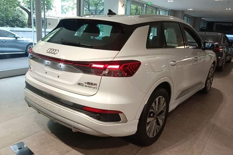 Used Audi Q4 e-tron 2024 40 e-tron Adventure Edition Rear Right 45 Deg