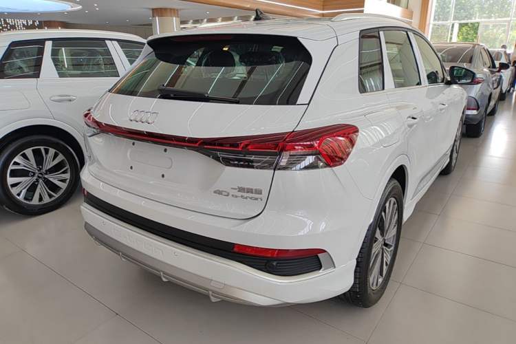 Used Audi Q4 e-tron 2024 40 e-tron Adventure Edition Rear Right 45 Deg