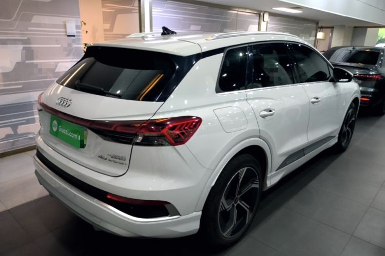 Used Audi Q4 e-tron 2024 40 e-tron Boundary Edition Rear Right 45 Deg