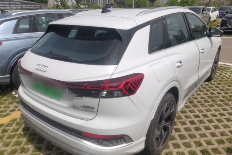 Used Audi Q4 e-tron 2024 40 e-tron Boundary Edition Rear Right 45 Deg