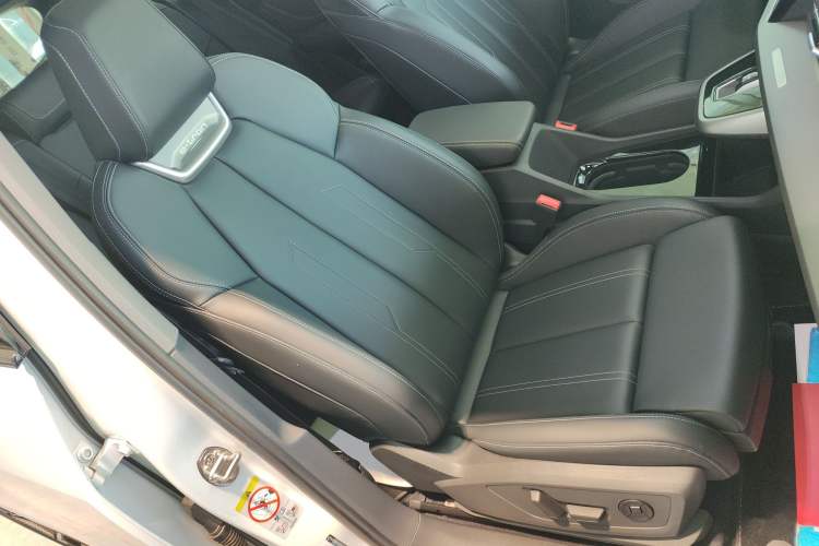 Used Audi Q4 e-tron 2024 40 e-tron Adventure Edition Right Front Seat