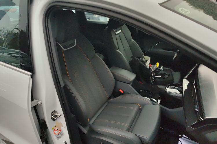 Used Audi Q4 e-tron 2024 40 e-tron Boundary Edition Right Front Seat
