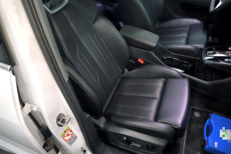 Used Audi Q4 e-tron 2024 40 e-tron Boundary Edition Right Front Seat