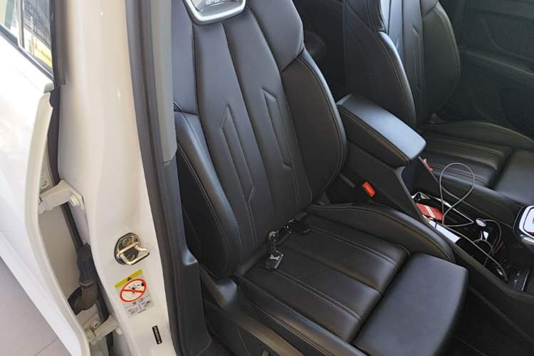 Used Audi Q4 e-tron 2024 40 e-tron Boundary Edition Right Front Seat