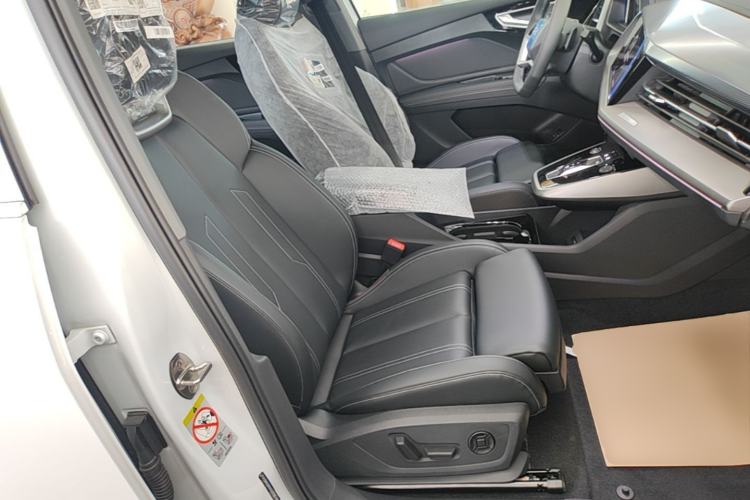 Used Audi Q4 e-tron 2024 40 e-tron Adventure Edition Right Front Seat