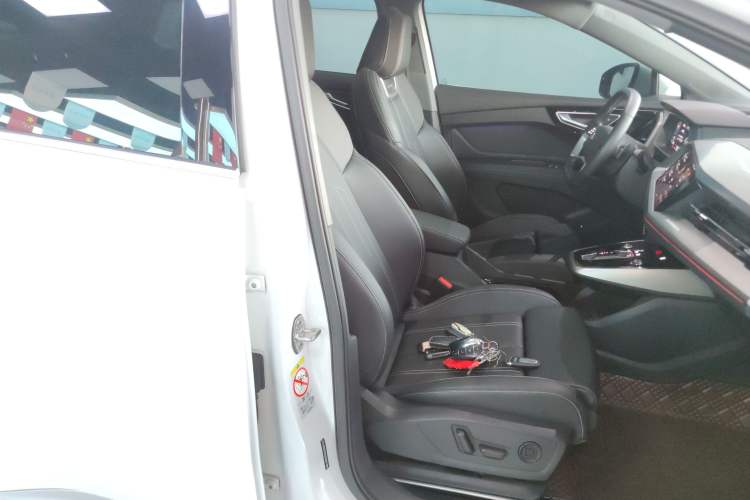 Used Audi Q4 e-tron 2024 40 e-tron Adventure Edition Right Front Seat
