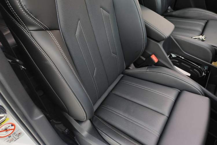 Used Audi Q4 e-tron 2024 50 e-tron quattro Creation Edition Midnight Right Front Seat