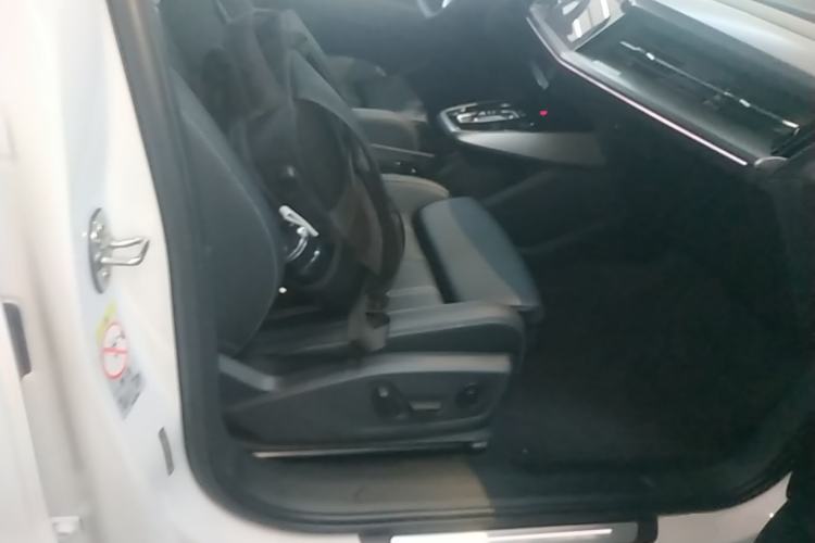 Used Audi Q4 e-tron 2024 40 e-tron Adventure Edition Right Front Seat