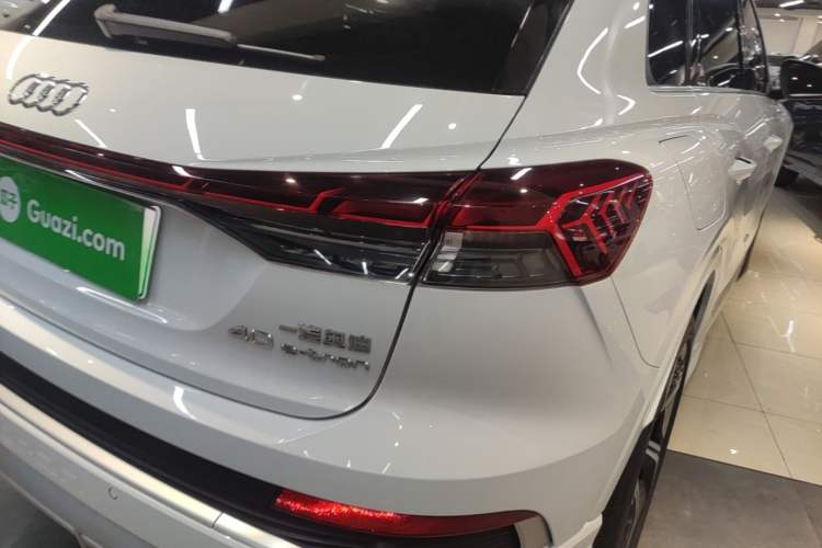 Used Audi Q4 e-tron 2024 40 e-tron Boundary Edition Right Rear Taillight