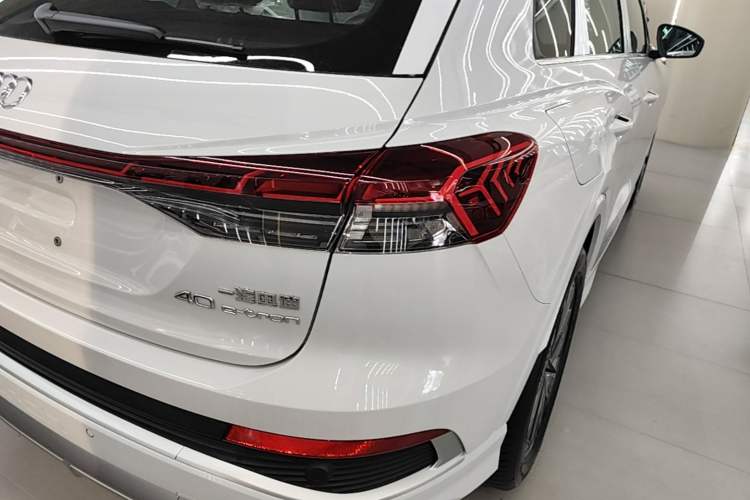 Used Audi Q4 e-tron 2024 40 e-tron Adventure Edition Right Rear Taillight