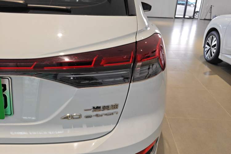 Used Audi Q4 e-tron 2024 40 e-tron Adventure Edition Right Rear Taillight
