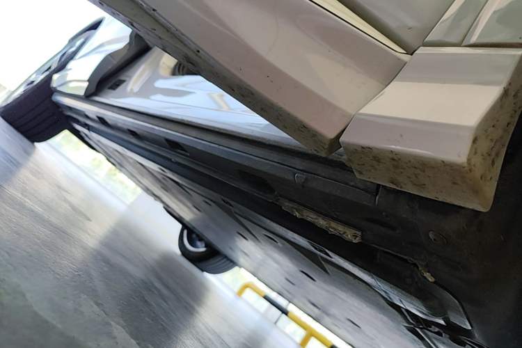 Used Audi Q4 e-tron 2024 40 e-tron Boundary Edition Right Side Sill