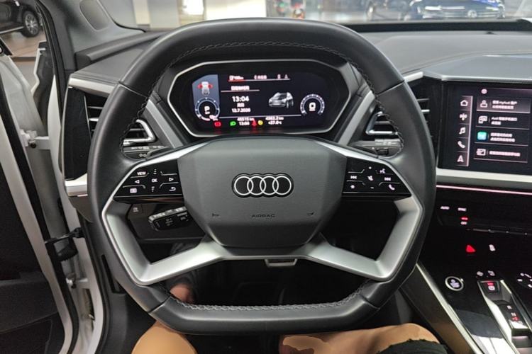 Used Audi Q4 e-tron 2024 40 e-tron Adventure Edition Steering Wheel