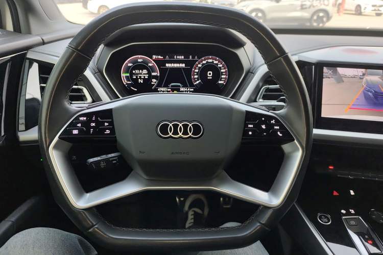 Used Audi Q4 e-tron 2024 40 e-tron Adventure Edition Steering Wheel