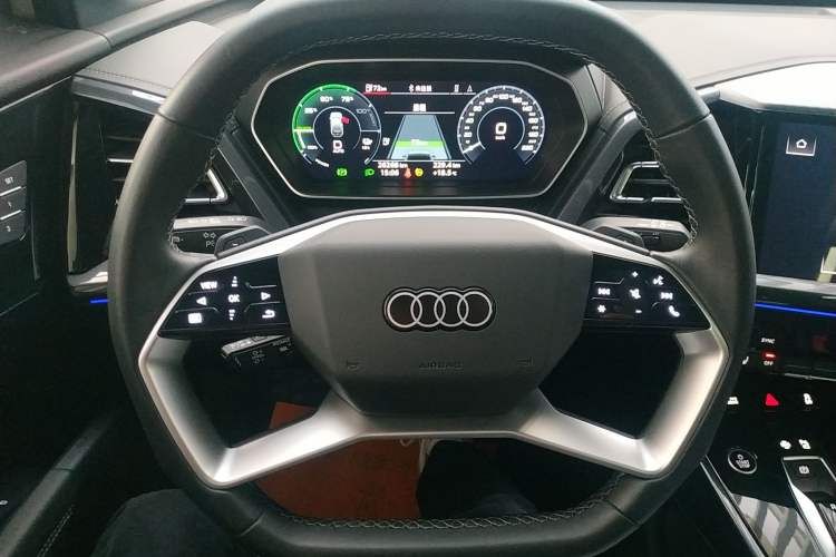 Used Audi Q4 e-tron 2024 50 e-tron quattro Creation Edition Midnight Steering Wheel