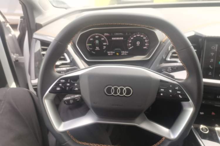 Used Audi Q4 e-tron 2024 40 e-tron Boundary Edition Steering Wheel