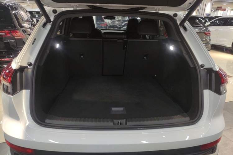 Used Audi Q4 e-tron 2024 40 e-tron Boundary Edition Trunk
