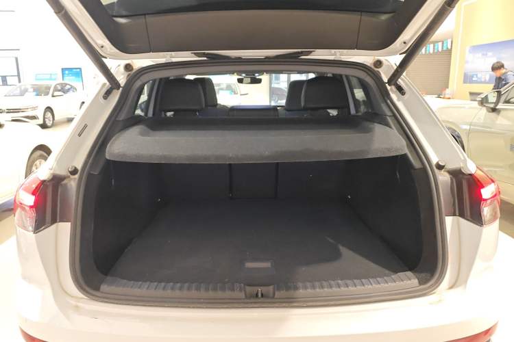 Used Audi Q4 e-tron 2024 40 e-tron Adventure Edition Trunk
