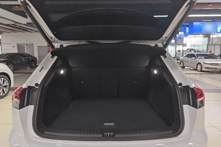 Used Audi Q4 e-tron 2024 40 e-tron Adventure Edition Trunk