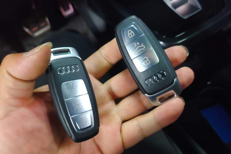 Used Audi Q4 e-tron 2024 40 e-tron Champion Edition Vehicle Key
