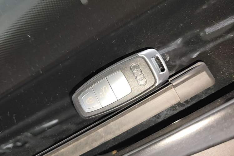 Used Audi Q4 e-tron 2024 40 e-tron Adventure Edition Vehicle Key
