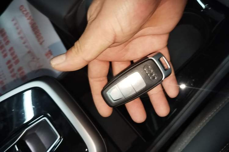 Used Audi Q4 e-tron 2024 40 e-tron Adventure Edition Vehicle Key