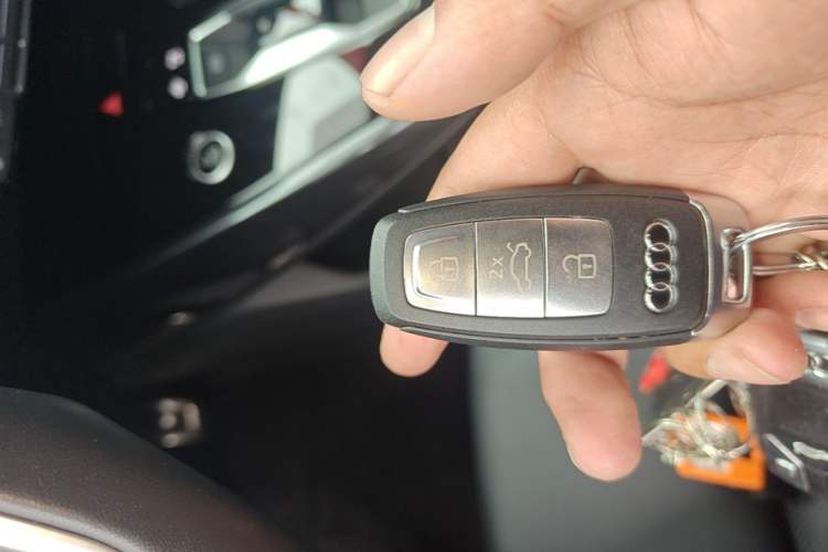 Used Audi Q4 e-tron 2024 40 e-tron Boundary Edition Vehicle Key