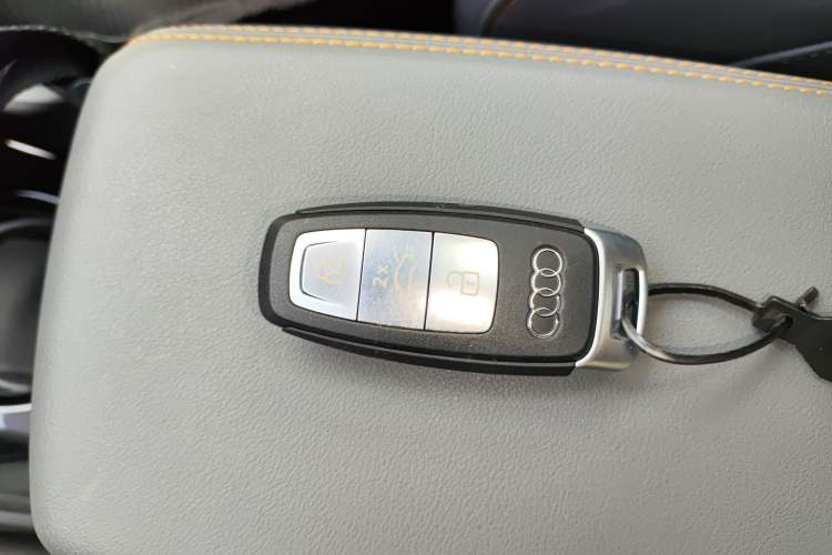 Used Audi Q4 e-tron 2024 40 e-tron Boundary Edition Vehicle Key