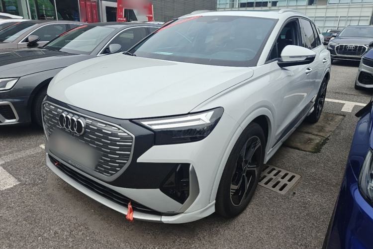 Used Audi Q4 e-tron 2024 40 e-tron Boundary Edition Guazi used car, China used car export, Used car for sale, Used Audi cars, Cheapest cars for sale, Electric vehicle, New energy car