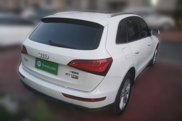 Used Audi Q5 2017 40 TFSI Technology Edition Rear Right 45 Deg