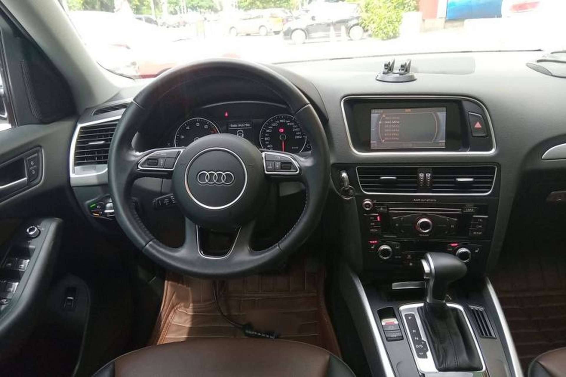 Used Audi Q5 2016 40 TFSI Technology Edition Steering Wheel