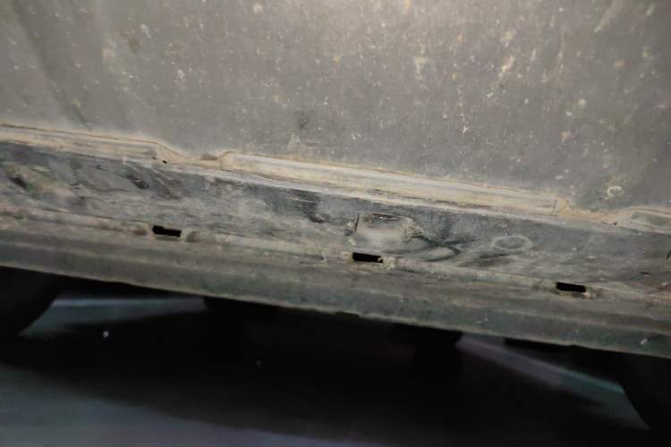Used Audi Q5 2010 3.2 FSI Off-road Version Chassis Front