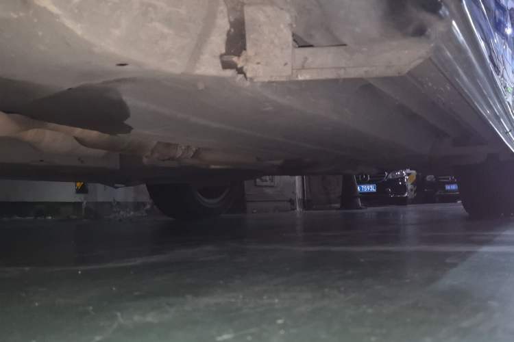 Used Audi Q5 2010 3.2 FSI Sport Edition Chassis Front Left