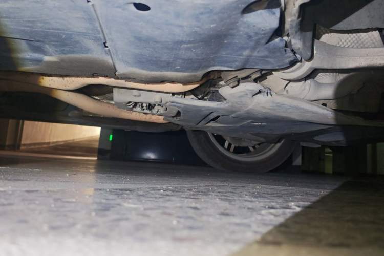 Used Audi Q5 2010 3.2 FSI Sport Edition Chassis Front Right
