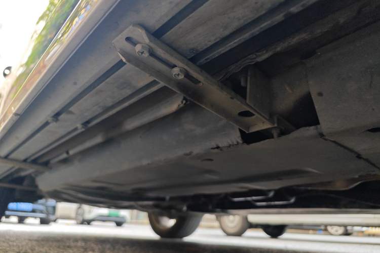 Used Audi Q5 2010 3.2 FSI Sport Edition Chassis Front Right