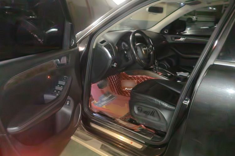 Used Audi Q5 2010 3.2 FSI Sport Edition Driver Seat