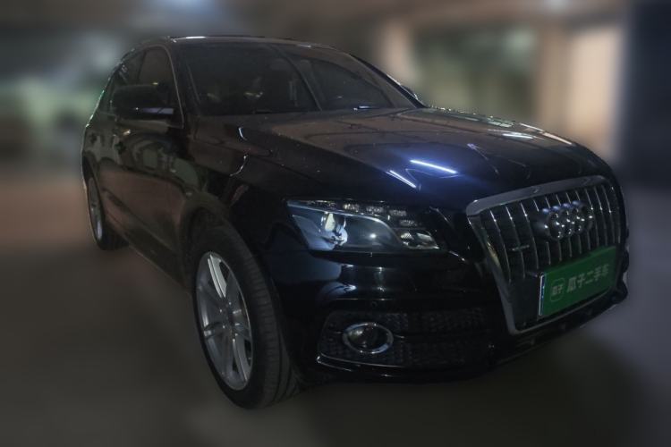 Used Audi Q5 2010 3.2 FSI Sport Edition Front Right 45 Deg