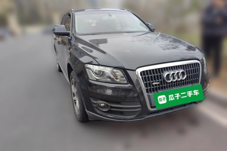 Used Audi Q5 2010 2.0TFSI Technology Edition Front Right 45 Deg