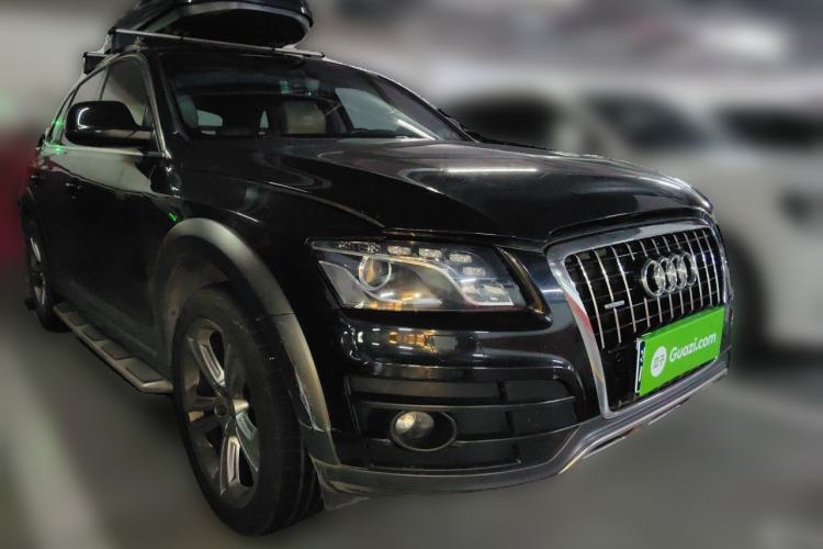 Used Audi Q5 2010 3.2 FSI Off-road Version Front Right 45 Deg
