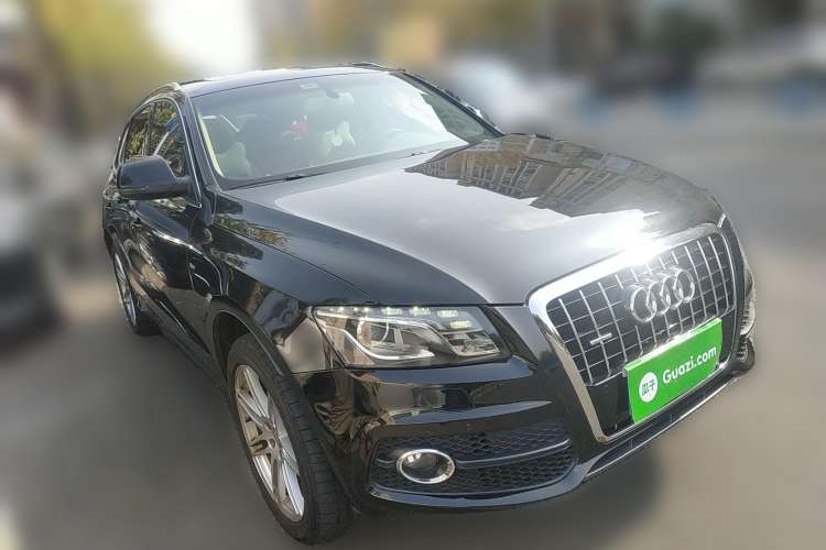 Used Audi Q5 2010 3.2 FSI Sport Edition Front Right 45 Deg